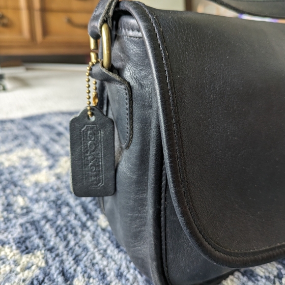 Authentic vintage coach purse - Picture 2 of 8